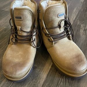 UGG Men's Harkley Leather Size 7